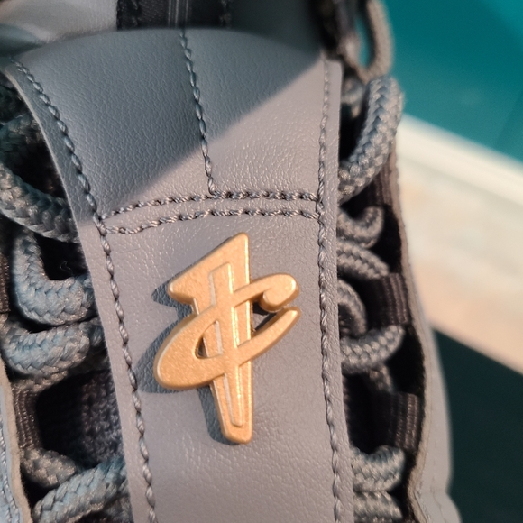 Nike Air Penny IV - Picture 3 of 15